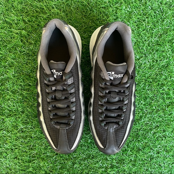 Nike Air Max 95 Y2K - Picture 2 of 6